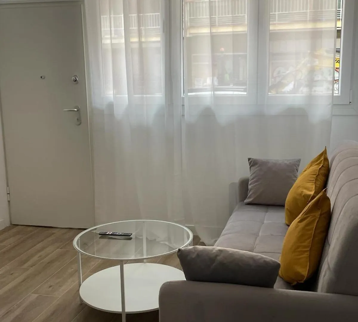 Exyca Metropolitano Apartment Madrid 0*,
